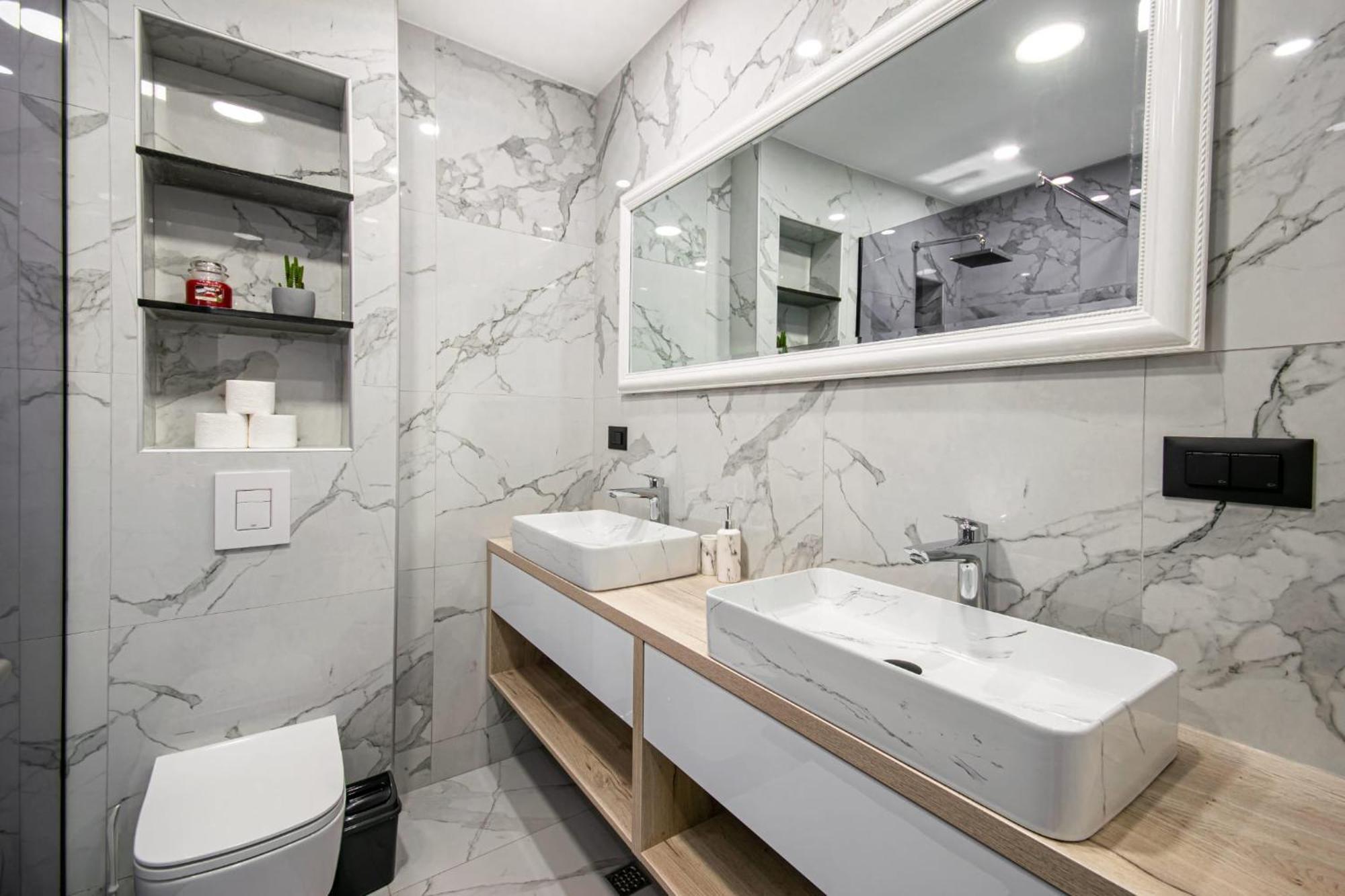 Family Rasic Apartment Makarska