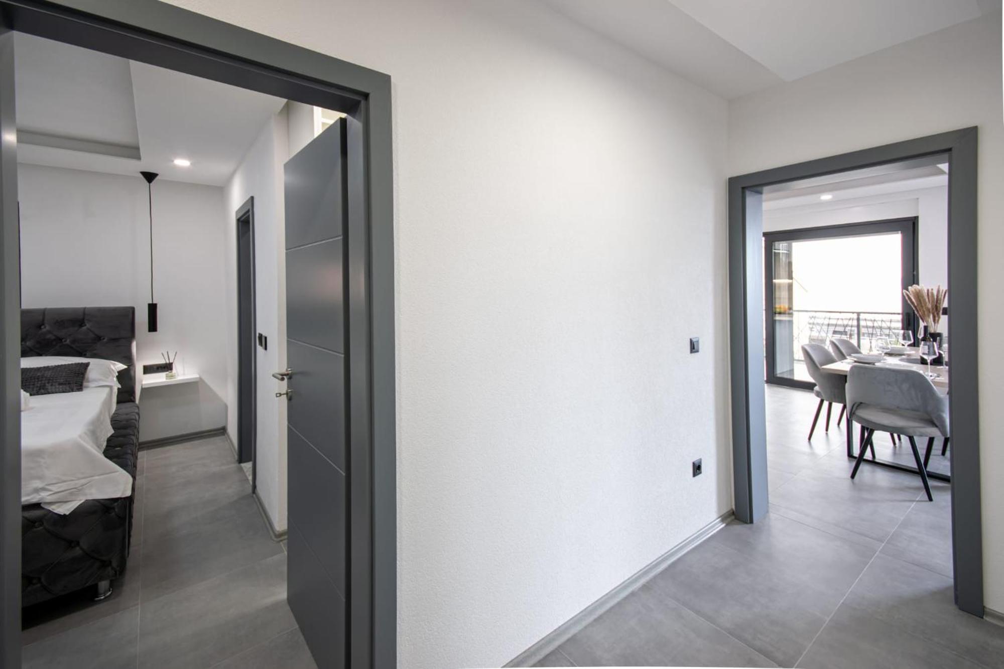 Family Rasic Apartment Makarska